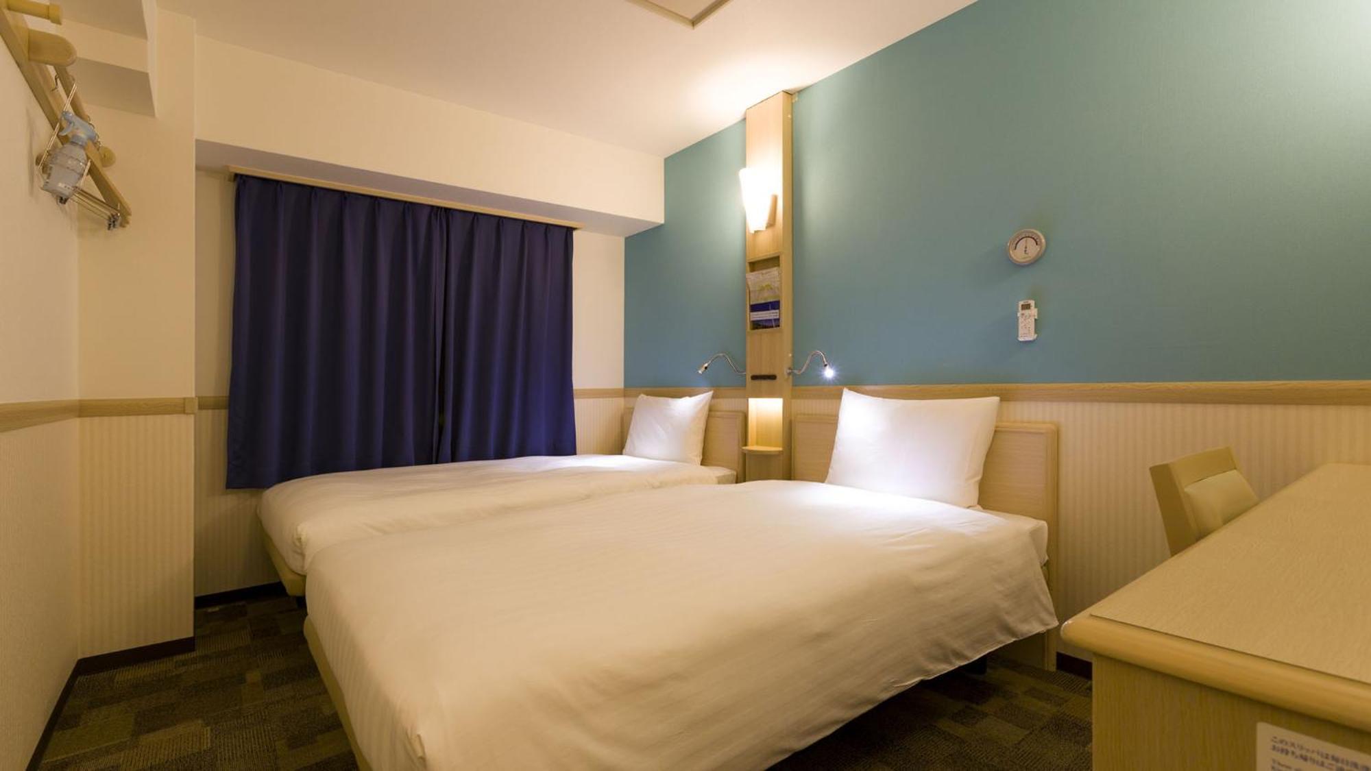 Toyoko Inn Osaka Tenjinbashi-Suji Rokuchome Номер фото